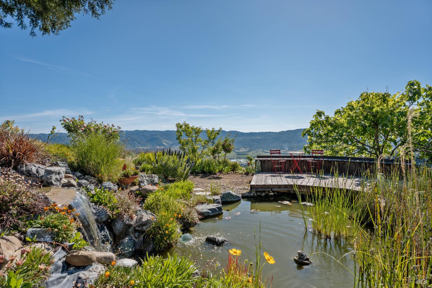 1455 Oak Knoll Road Ukiah CA 95482