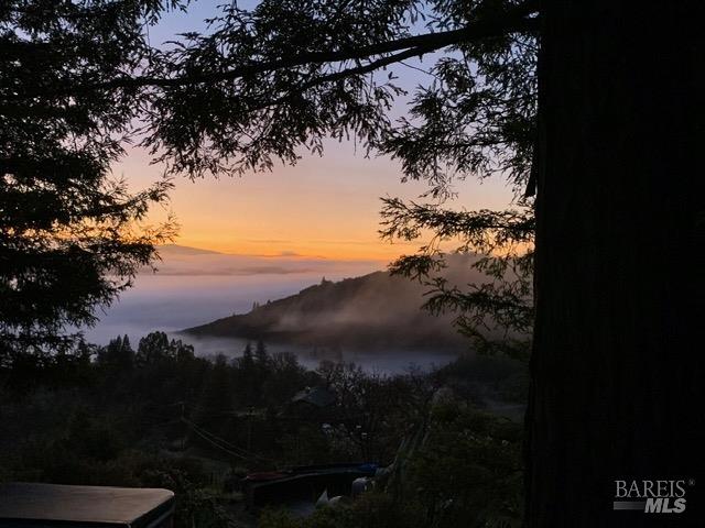 1455 Oak Knoll Road Ukiah CA 95482