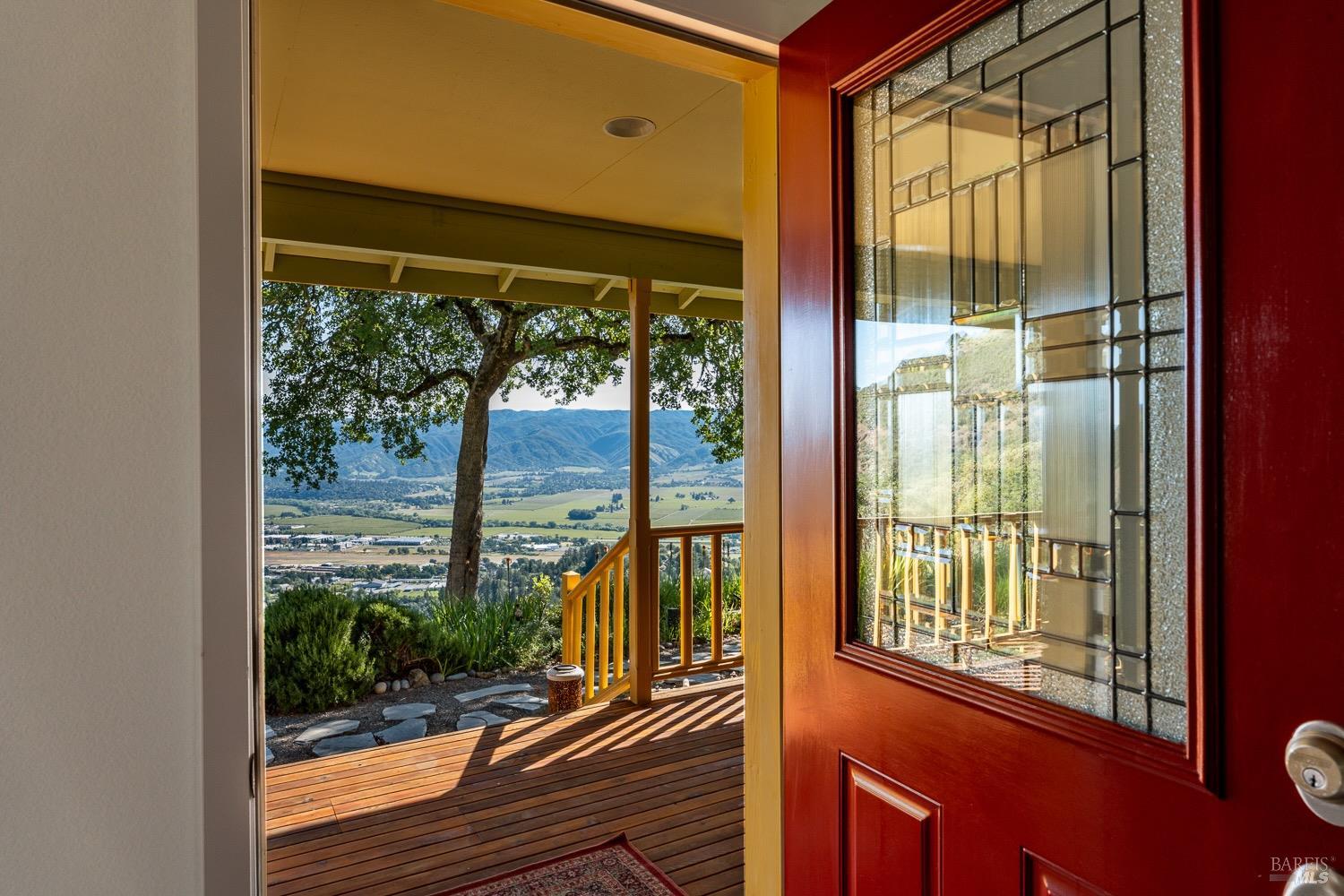 1455 Oak Knoll Road Ukiah CA 95482