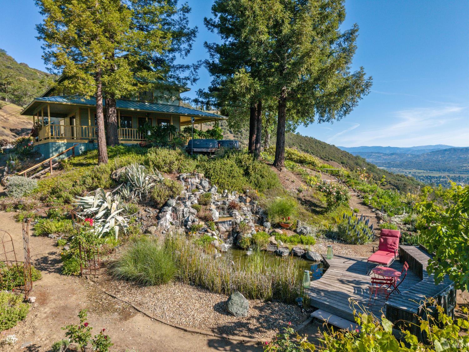 1455 Oak Knoll Road Ukiah CA 95482