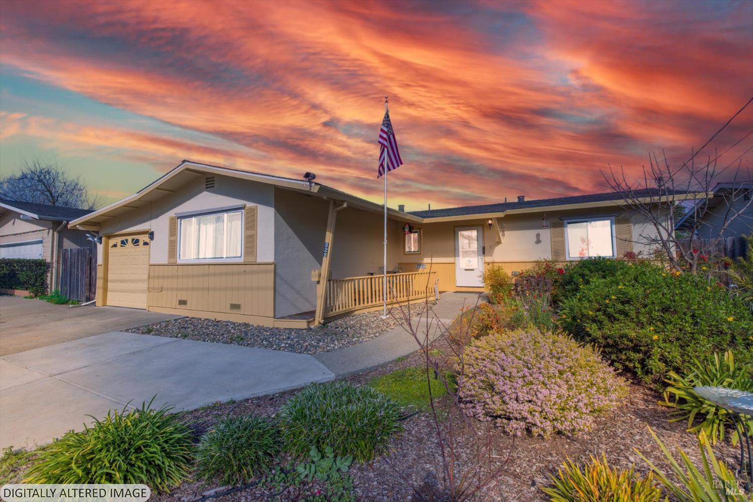 828 Laguna Street Napa CA 94558