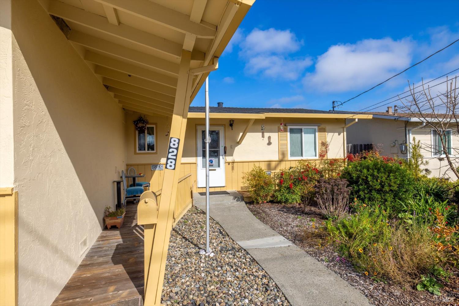 828 Laguna Street Napa CA 94558