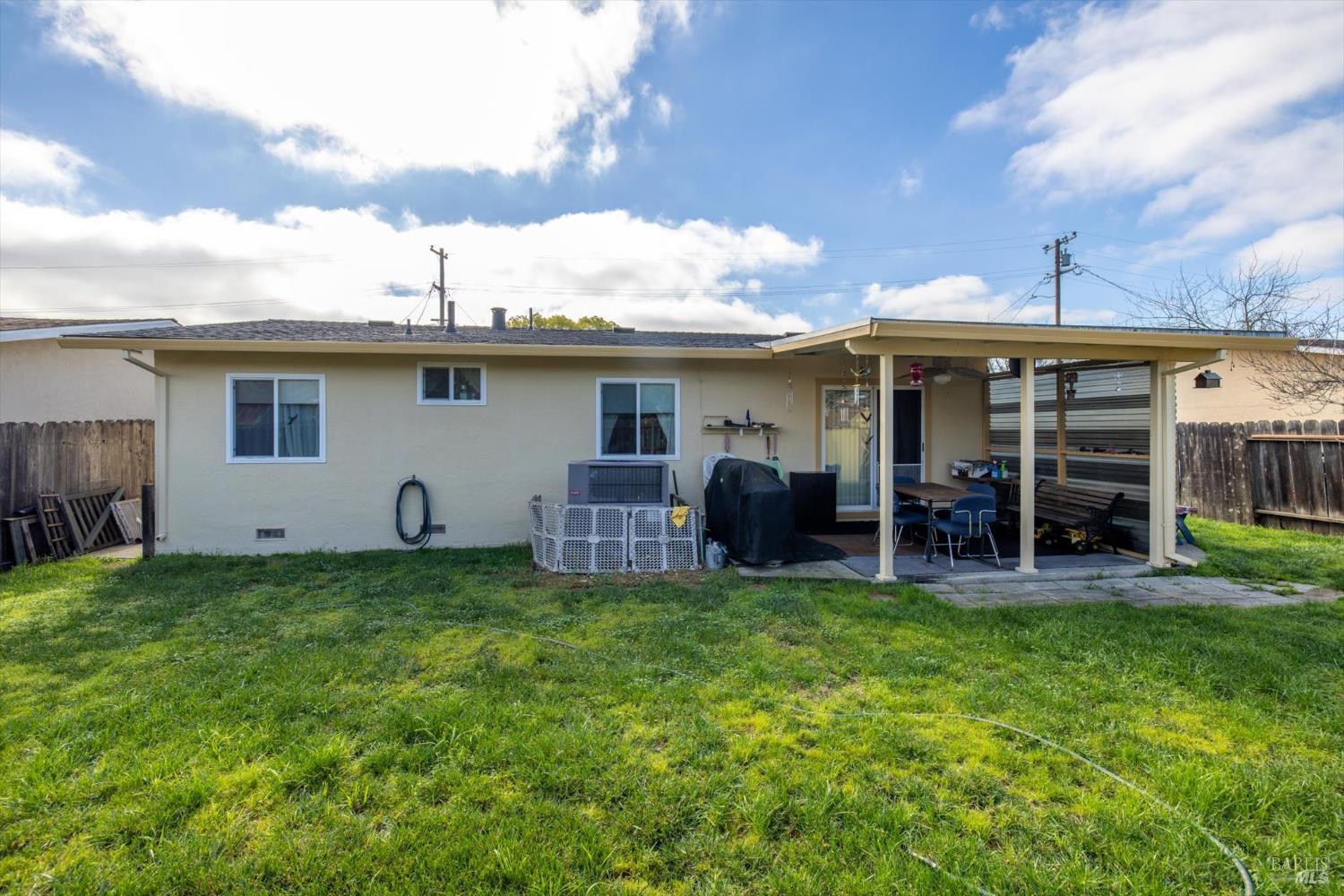 828 Laguna Street Napa CA 94558