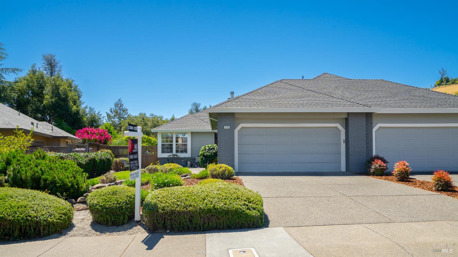 8190 Oakmont Drive Santa Rosa CA 95409