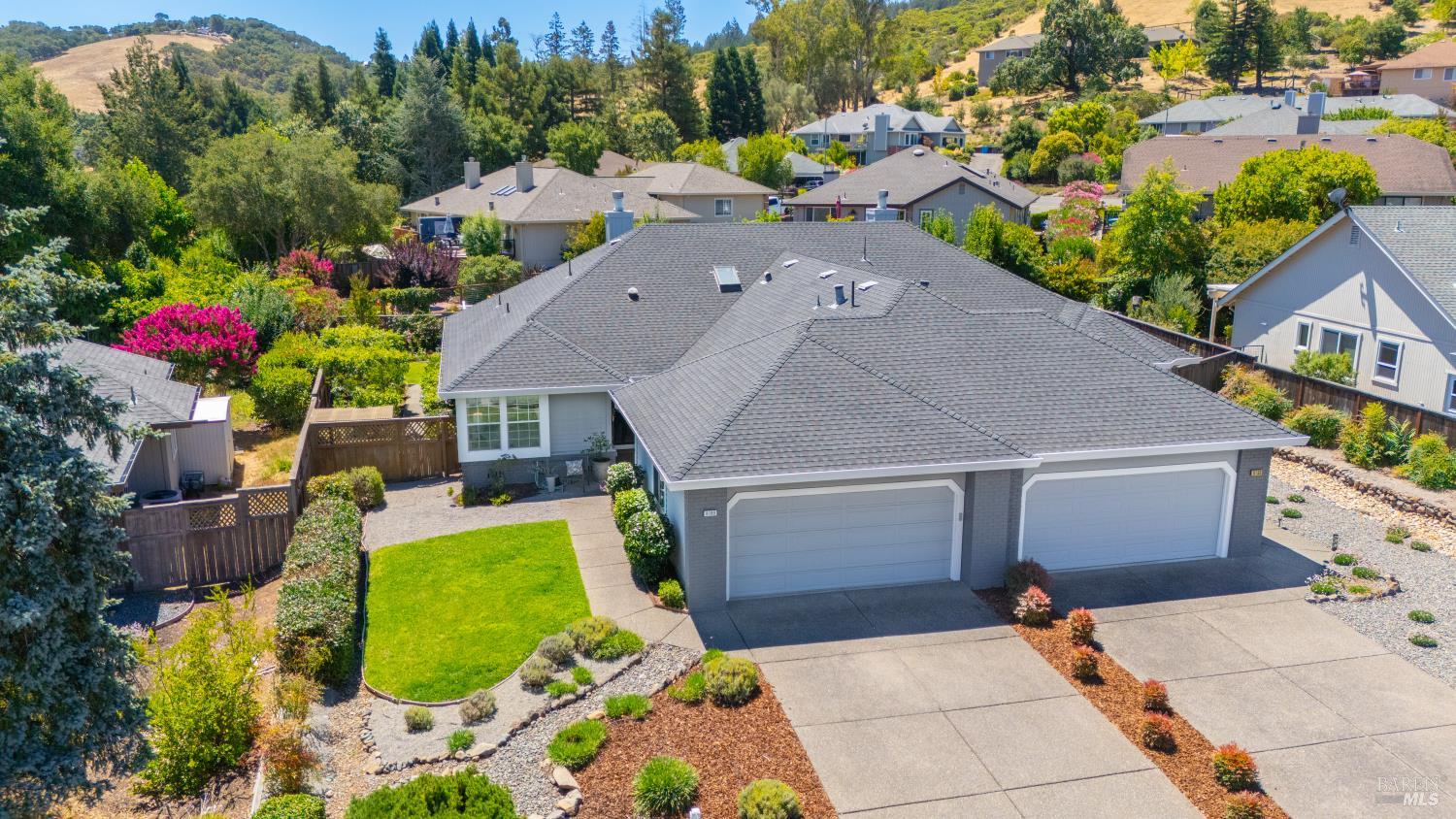 8190 Oakmont Drive Santa Rosa CA 95409