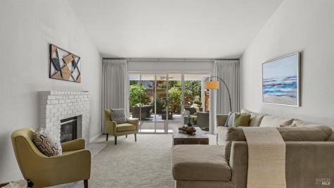 8190 Oakmont Drive Santa Rosa CA 95409
