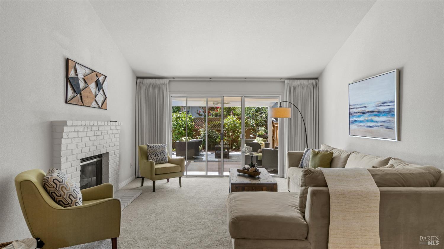 8190 Oakmont Drive Santa Rosa CA 95409
