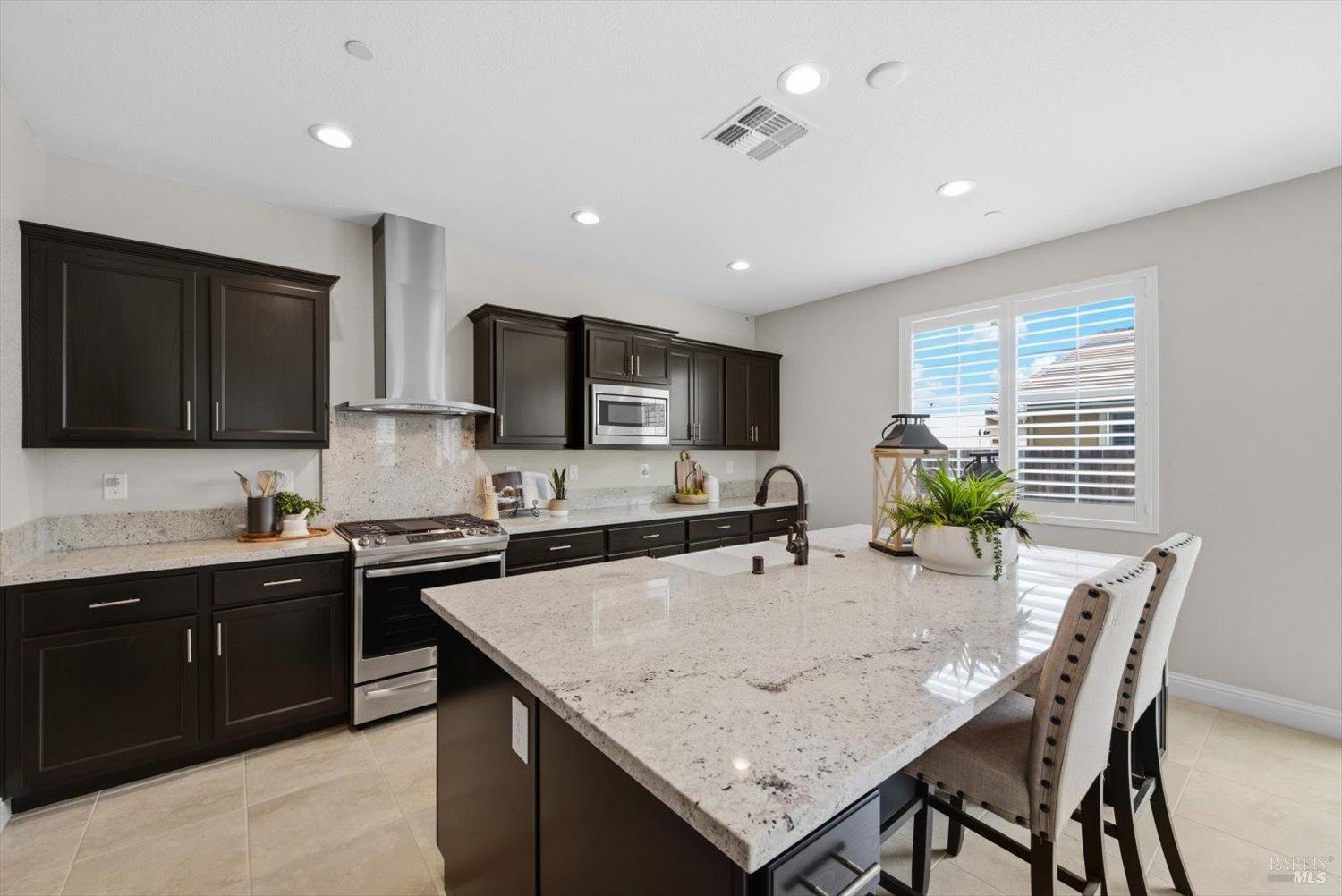 607 Snapdragon Street Vacaville CA 95687
