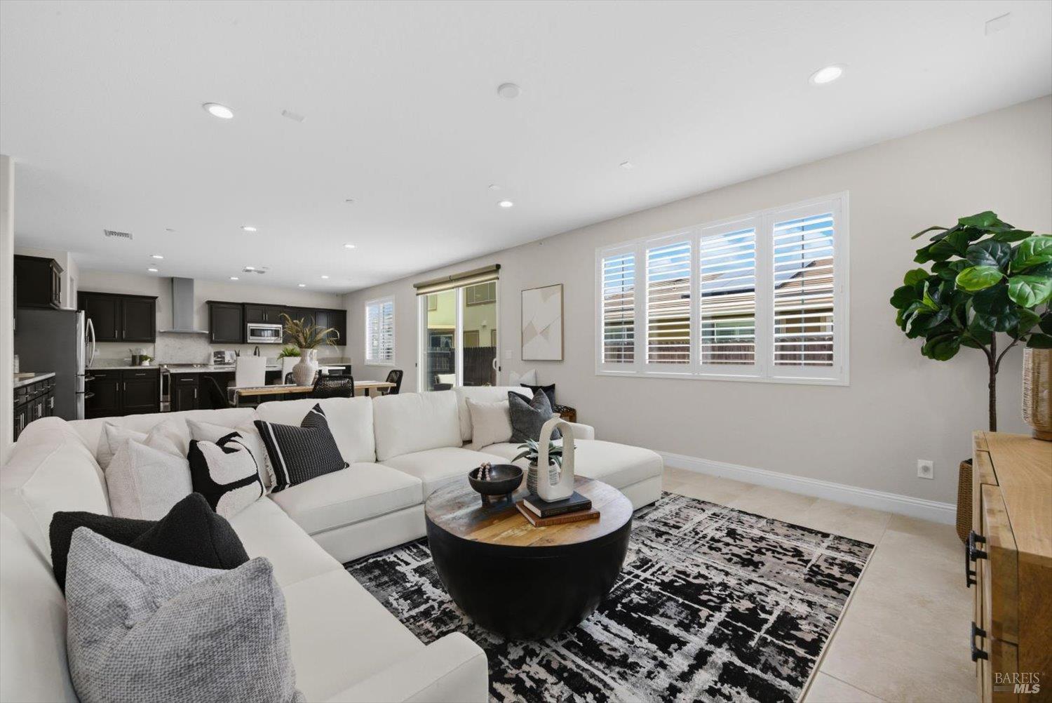 607 Snapdragon Street Vacaville CA 95687