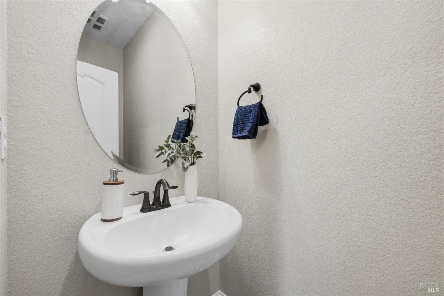 607 Snapdragon Street Vacaville CA 95687
