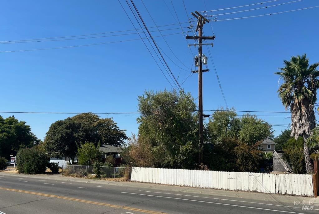 10 Solano Drive Dixon CA 95620