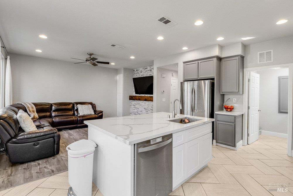 1116 Valley Glen Drive Dixon CA 95620
