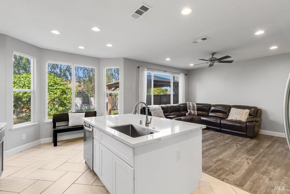 1116 Valley Glen Drive Dixon CA 95620