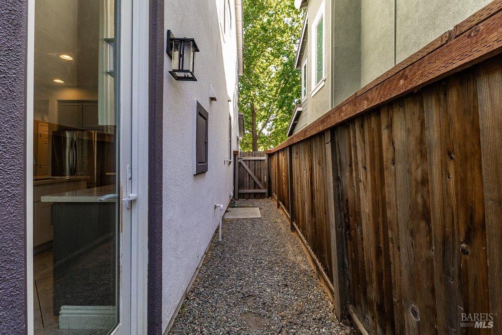 1116 Valley Glen Drive Dixon CA 95620