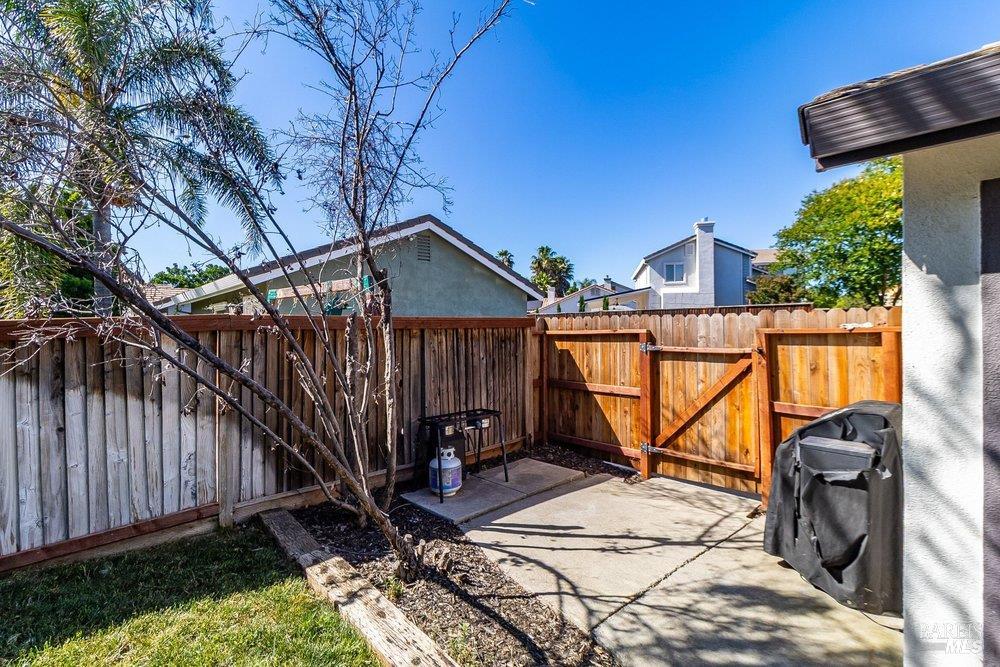 1116 Valley Glen Drive Dixon CA 95620