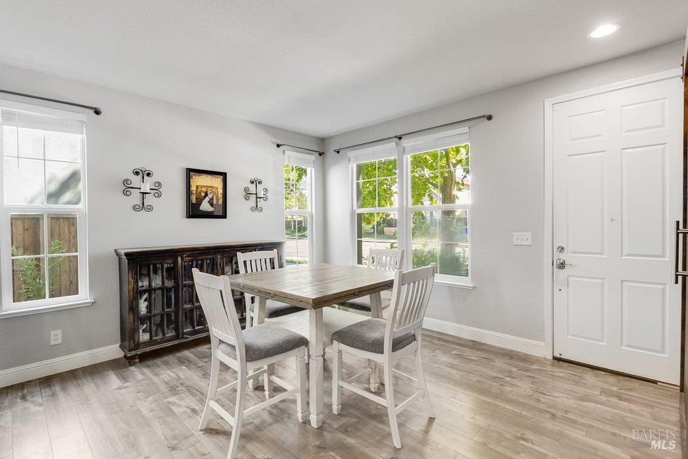 1116 Valley Glen Drive Dixon CA 95620