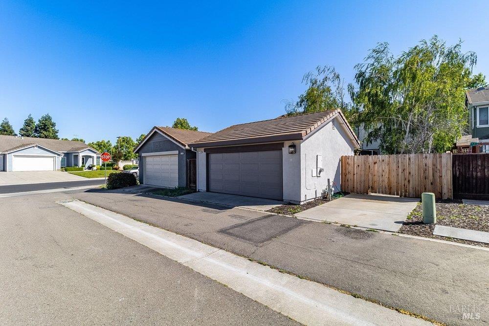1116 Valley Glen Drive Dixon CA 95620