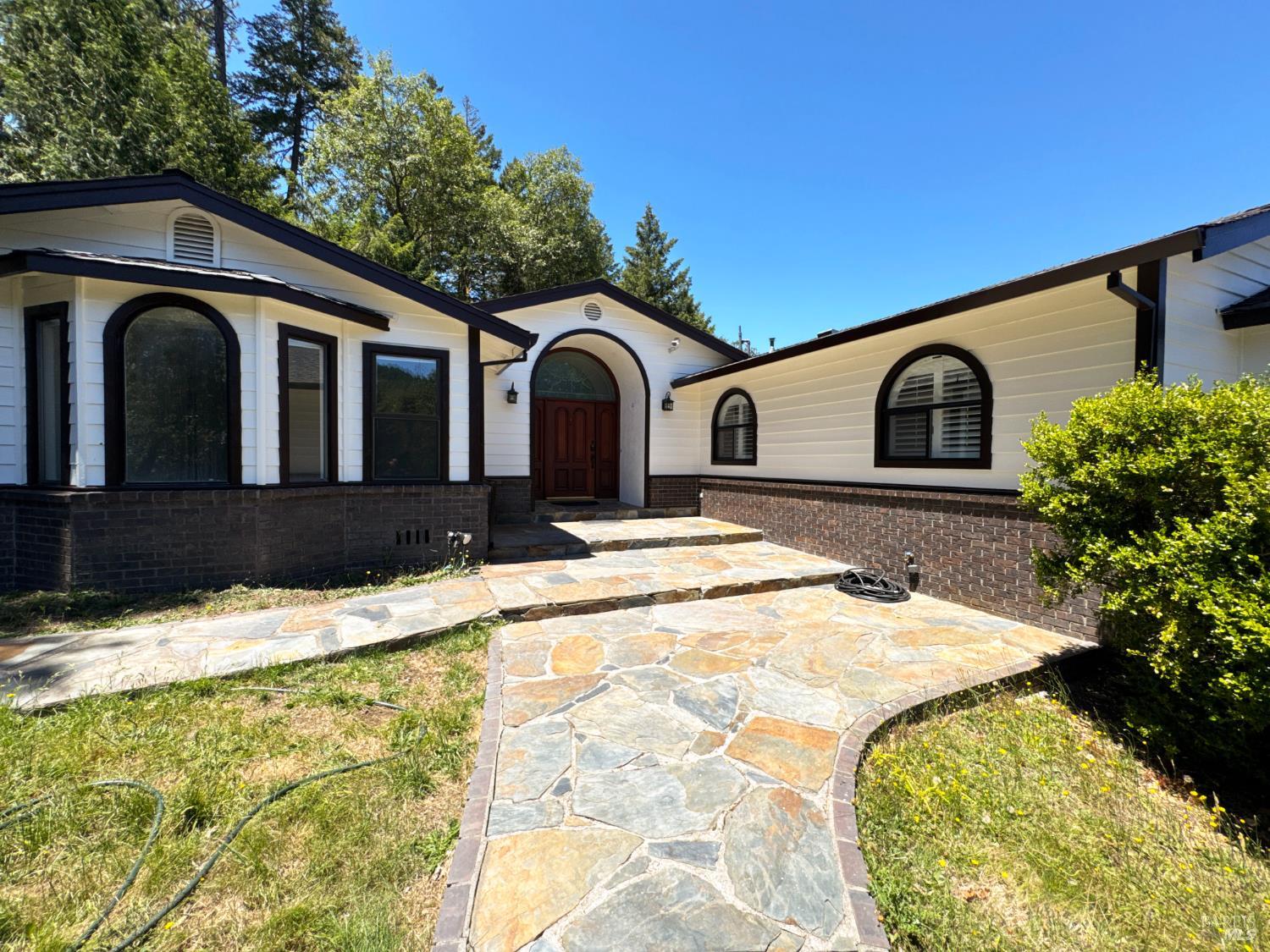 16990 Old Boy Scout Road Willits CA 95490