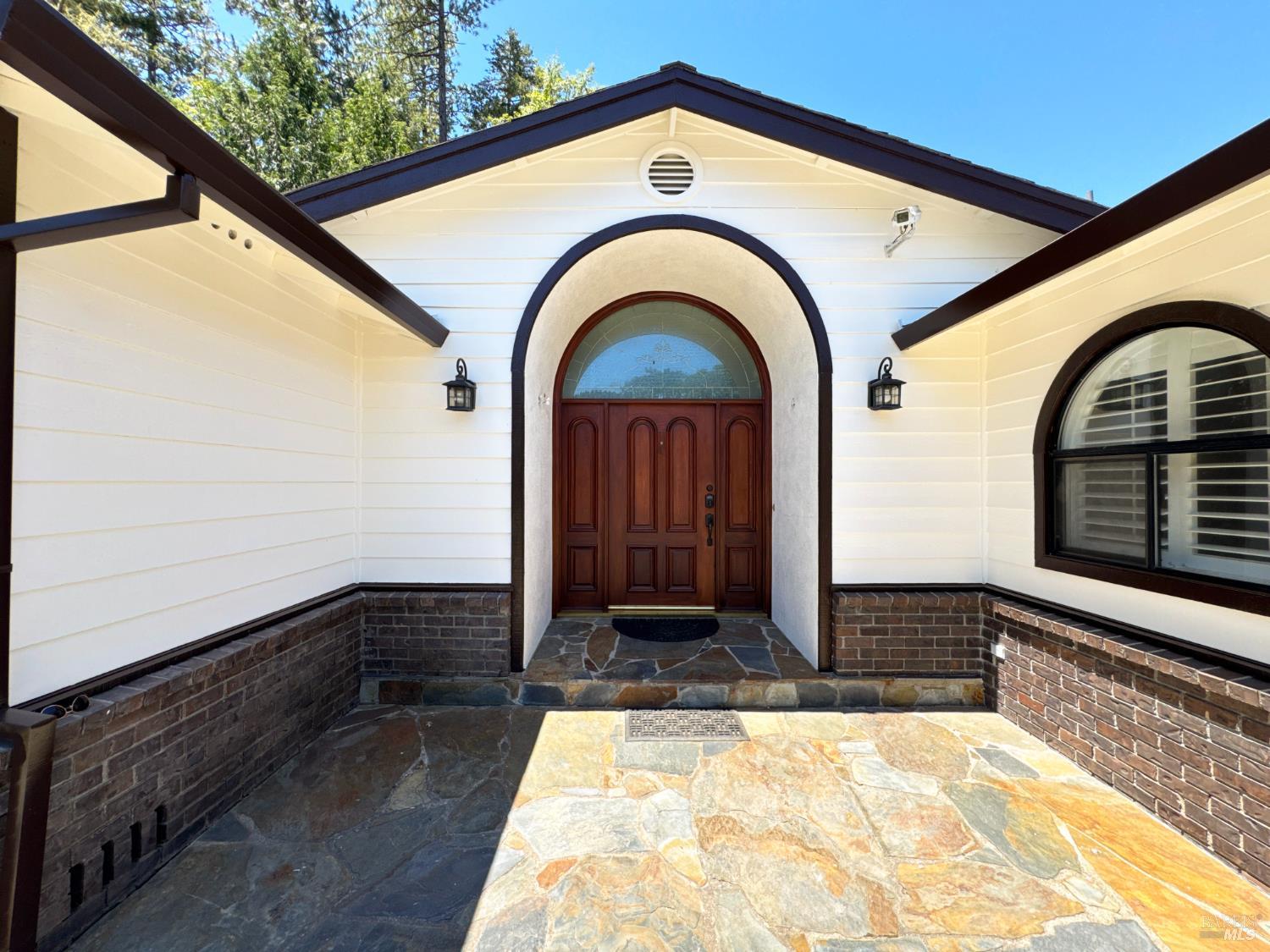 16990 Old Boy Scout Road Willits CA 95490