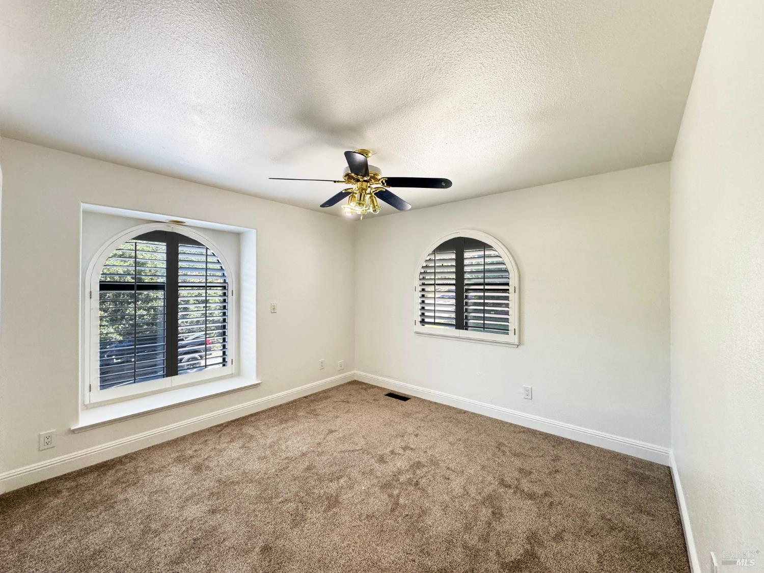 16990 Old Boy Scout Road Willits CA 95490