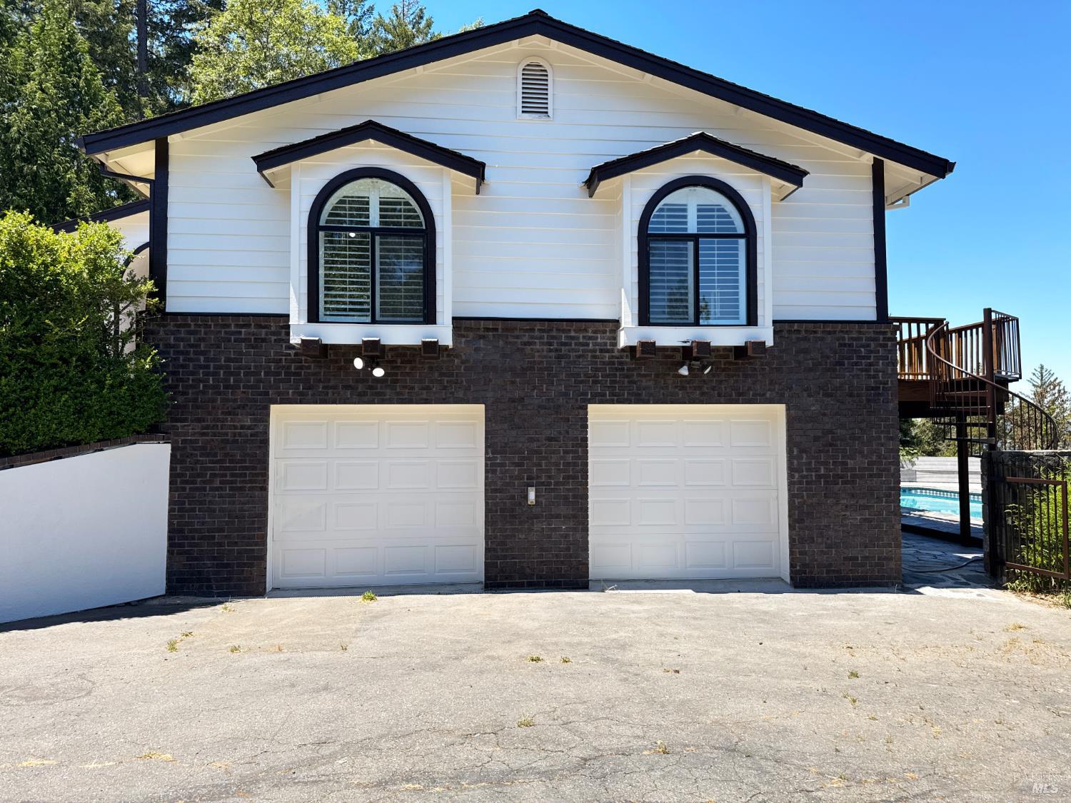 16990 Old Boy Scout Road Willits CA 95490