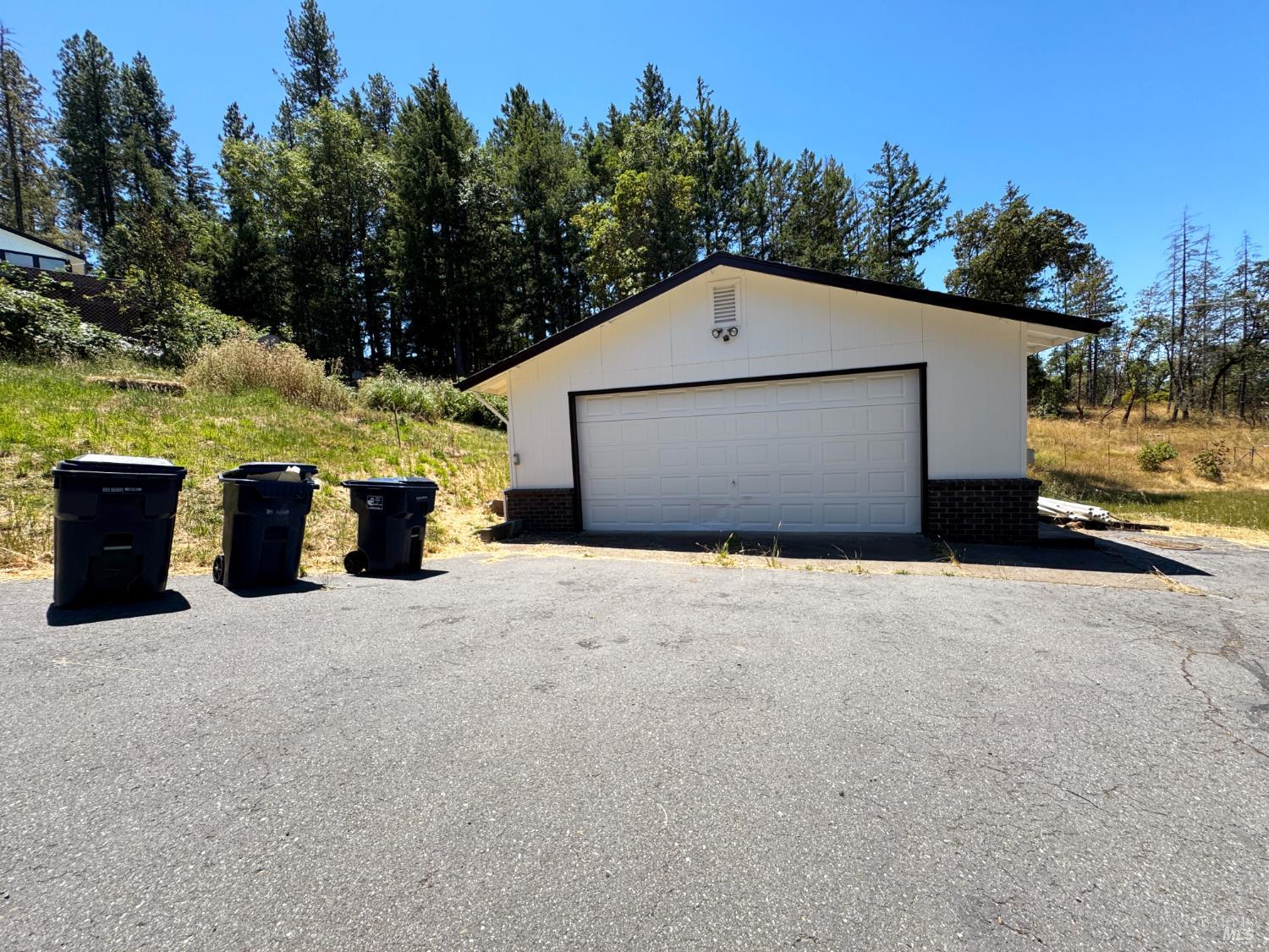 16990 Old Boy Scout Road Willits CA 95490
