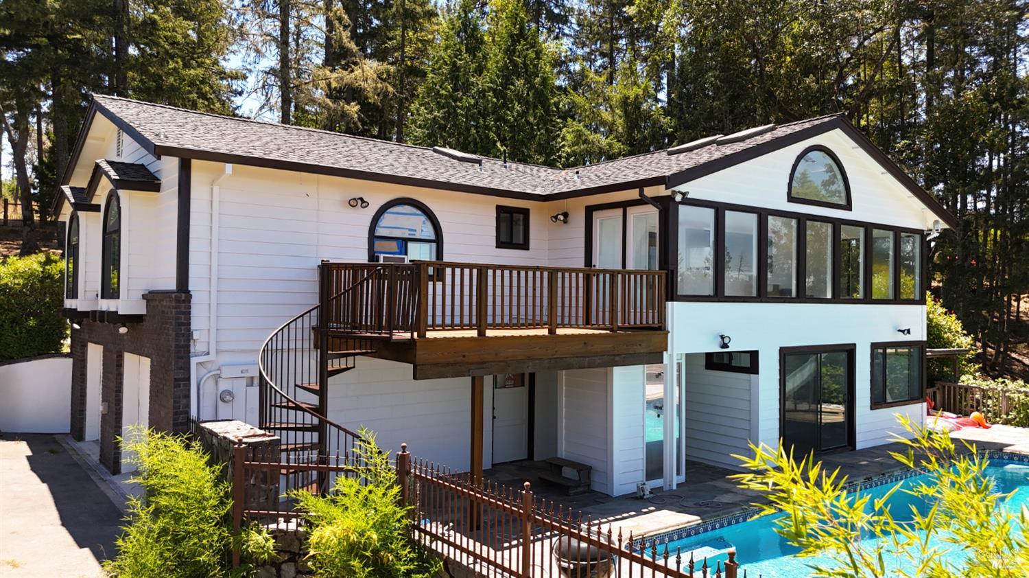 16990 Old Boy Scout Road Willits CA 95490