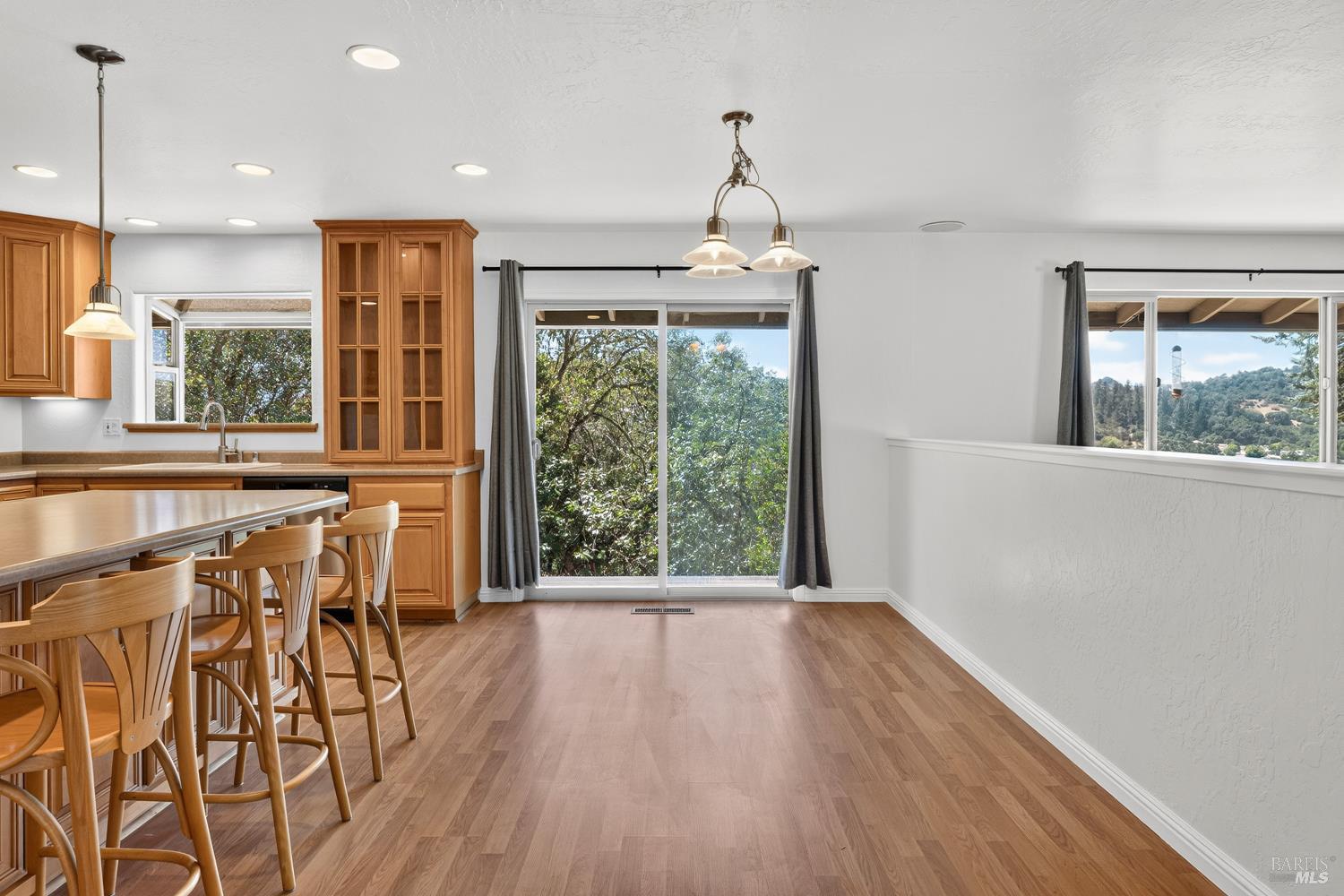 4555 East Side Calpella Road Ukiah CA 95482