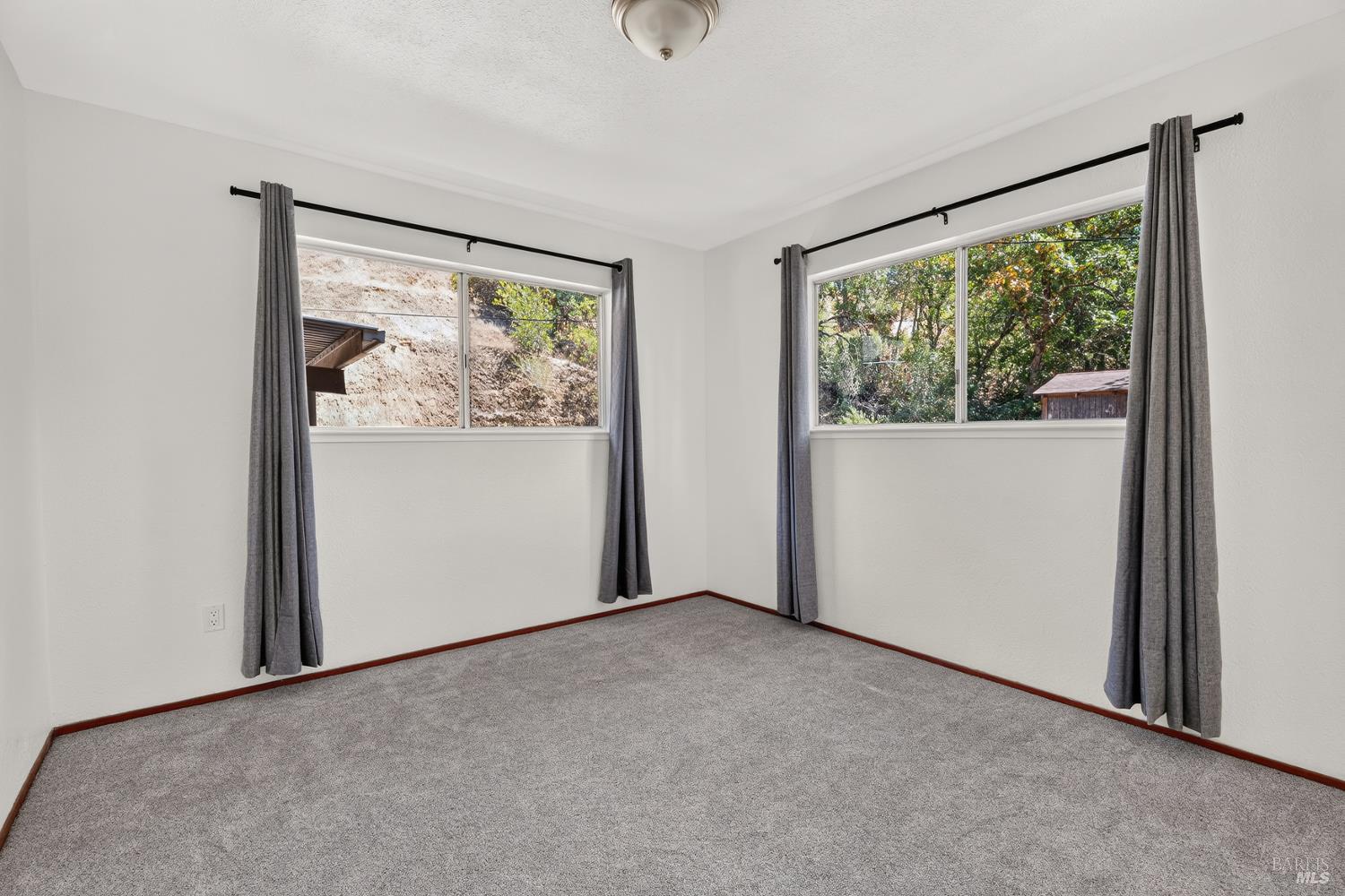 4555 East Side Calpella Road Ukiah CA 95482