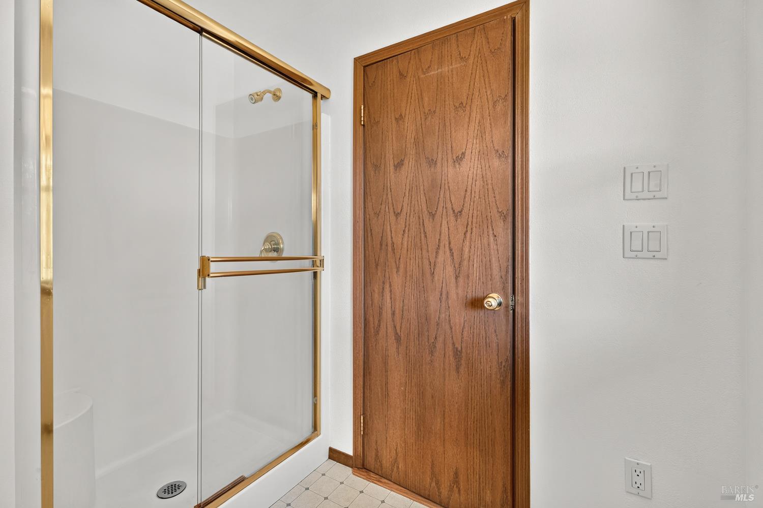 4555 East Side Calpella Road Ukiah CA 95482