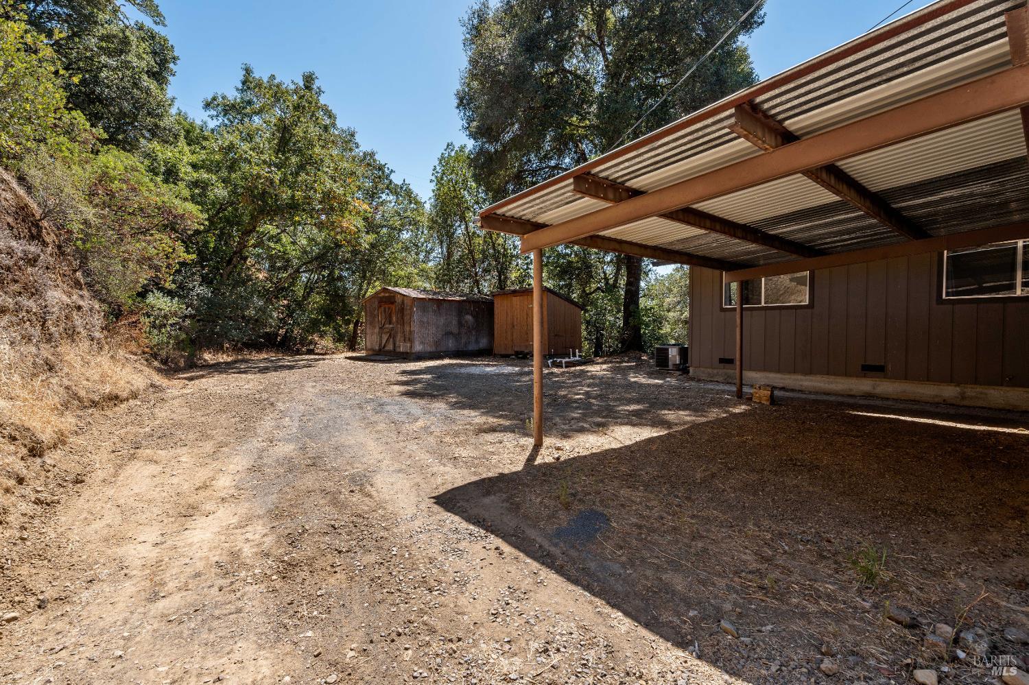 4555 East Side Calpella Road Ukiah CA 95482