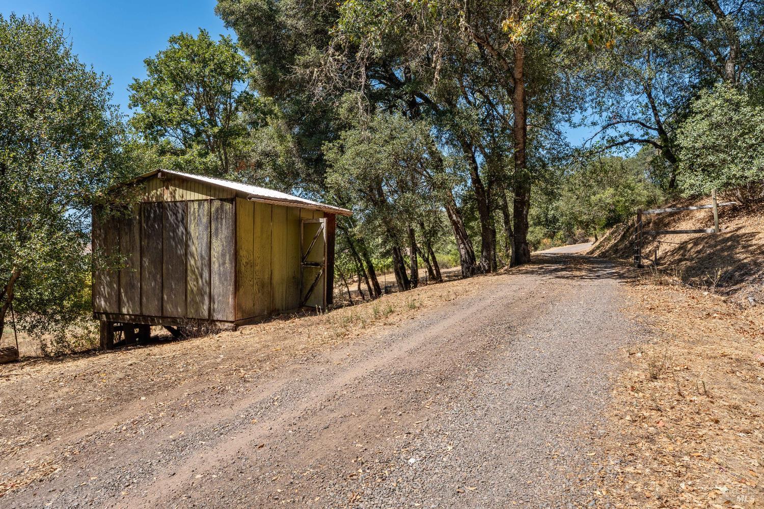 4555 East Side Calpella Road Ukiah CA 95482