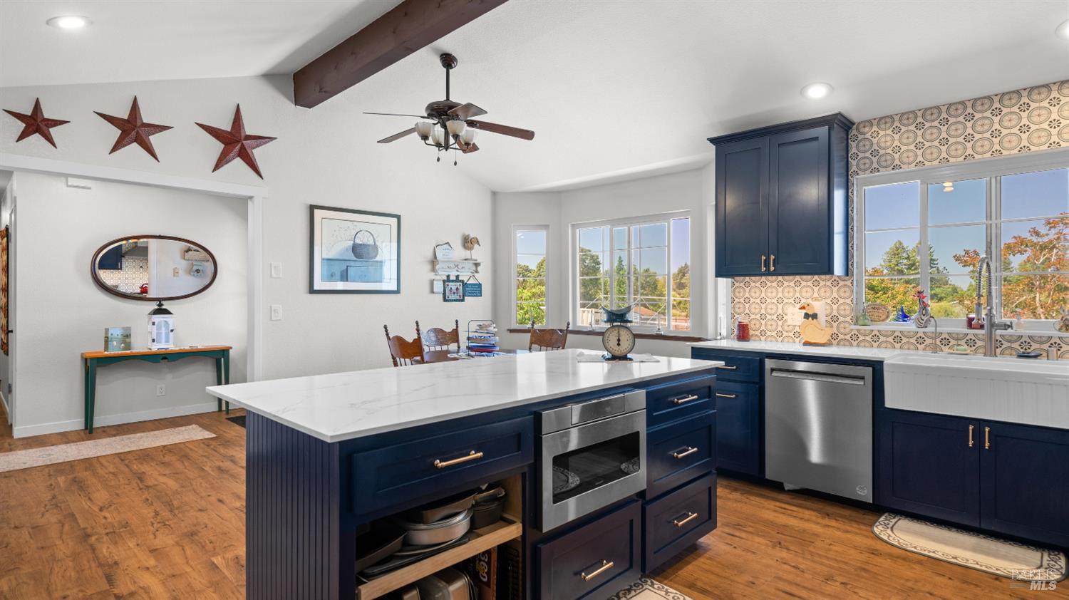 4336 Hessel Road Sebastopol CA 95472