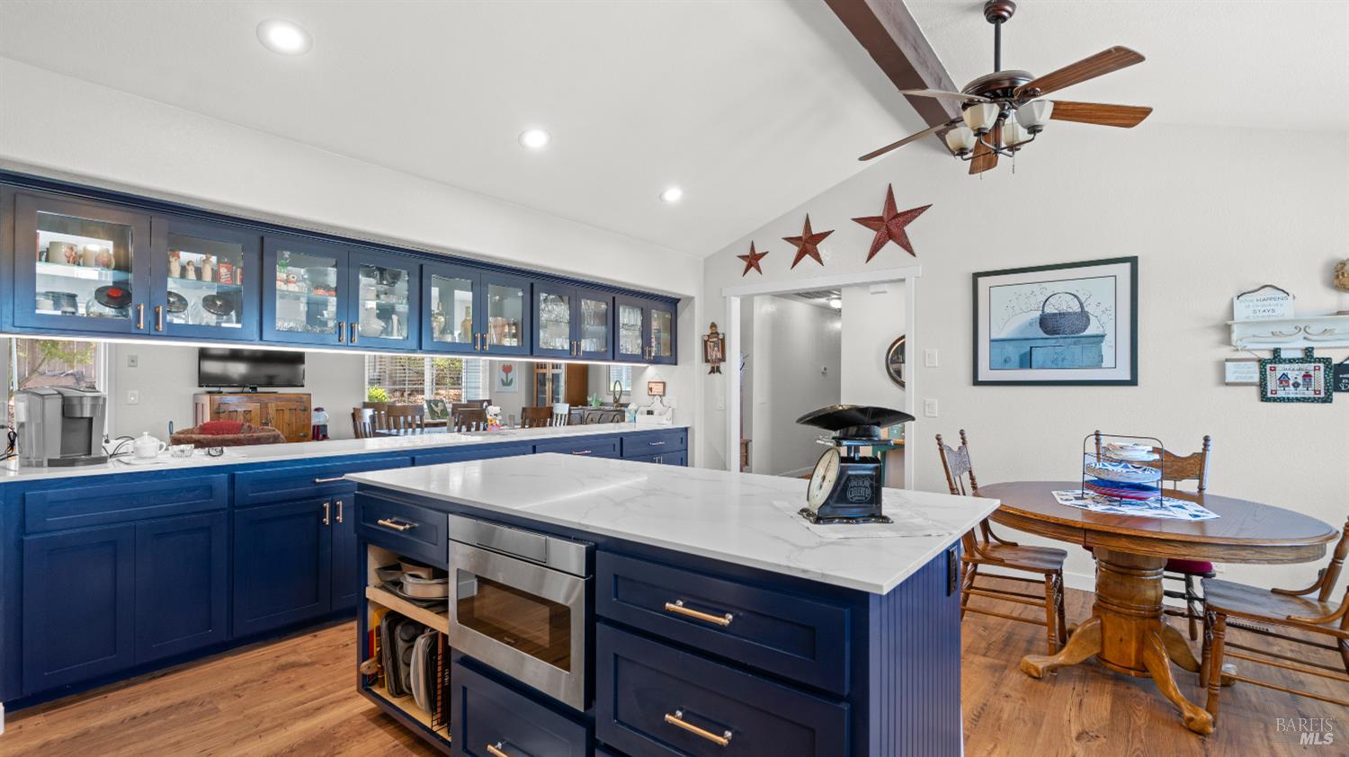 4336 Hessel Road Sebastopol CA 95472