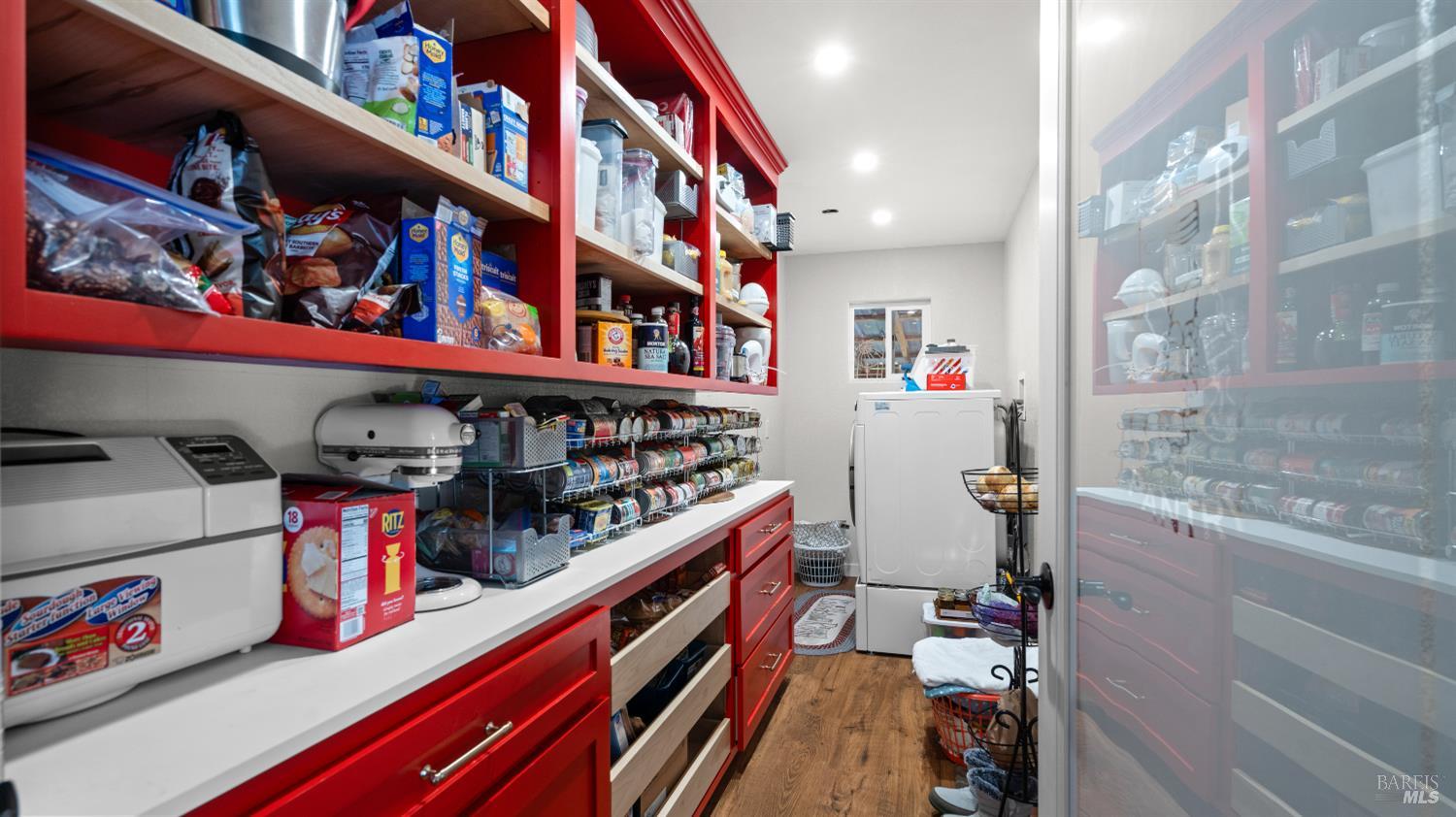 4336 Hessel Road Sebastopol CA 95472
