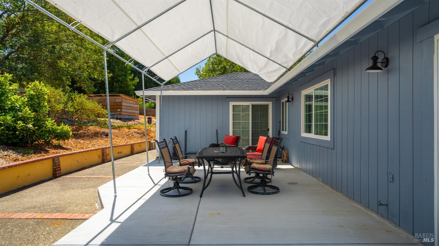 4336 Hessel Road Sebastopol CA 95472