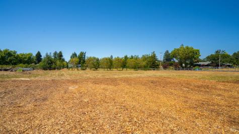 4336 Hessel Road Sebastopol CA 95472