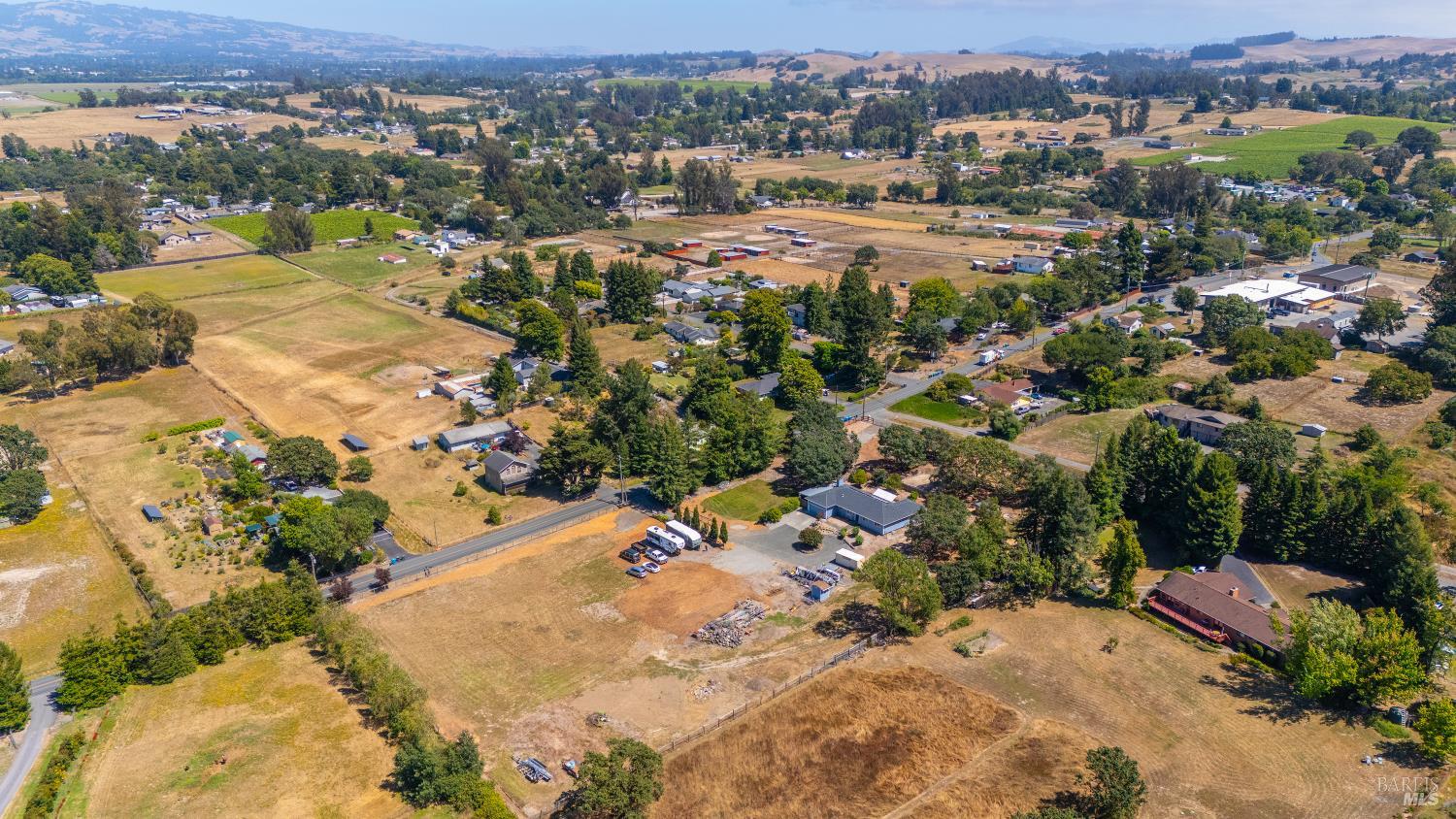 4336 Hessel Road Sebastopol CA 95472