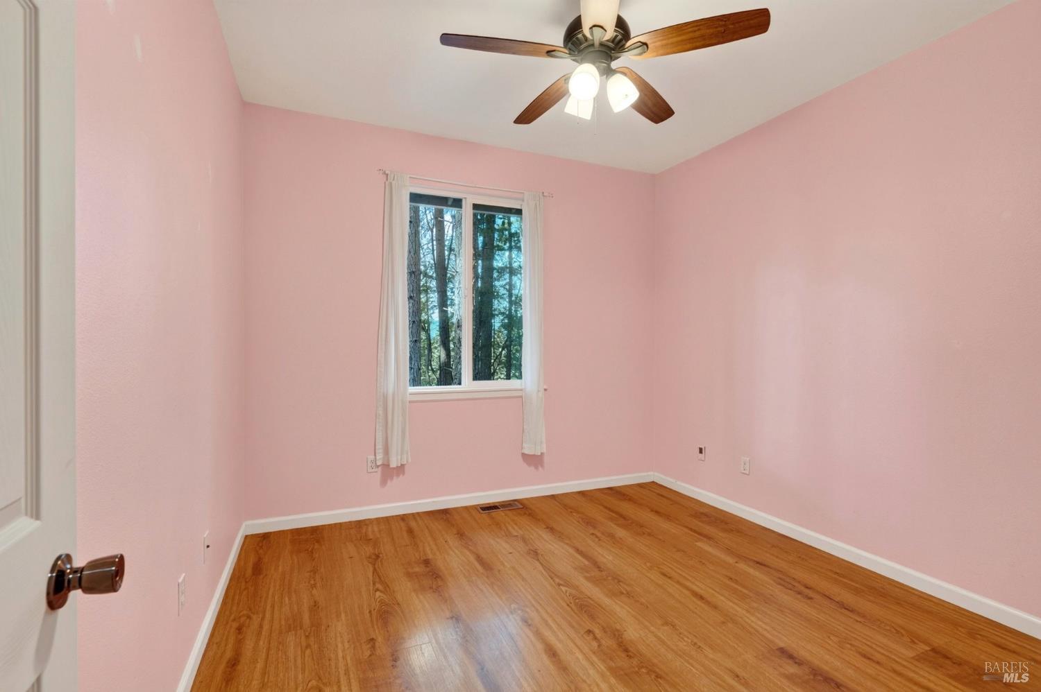 1290 Tuck Road Willits CA 95490