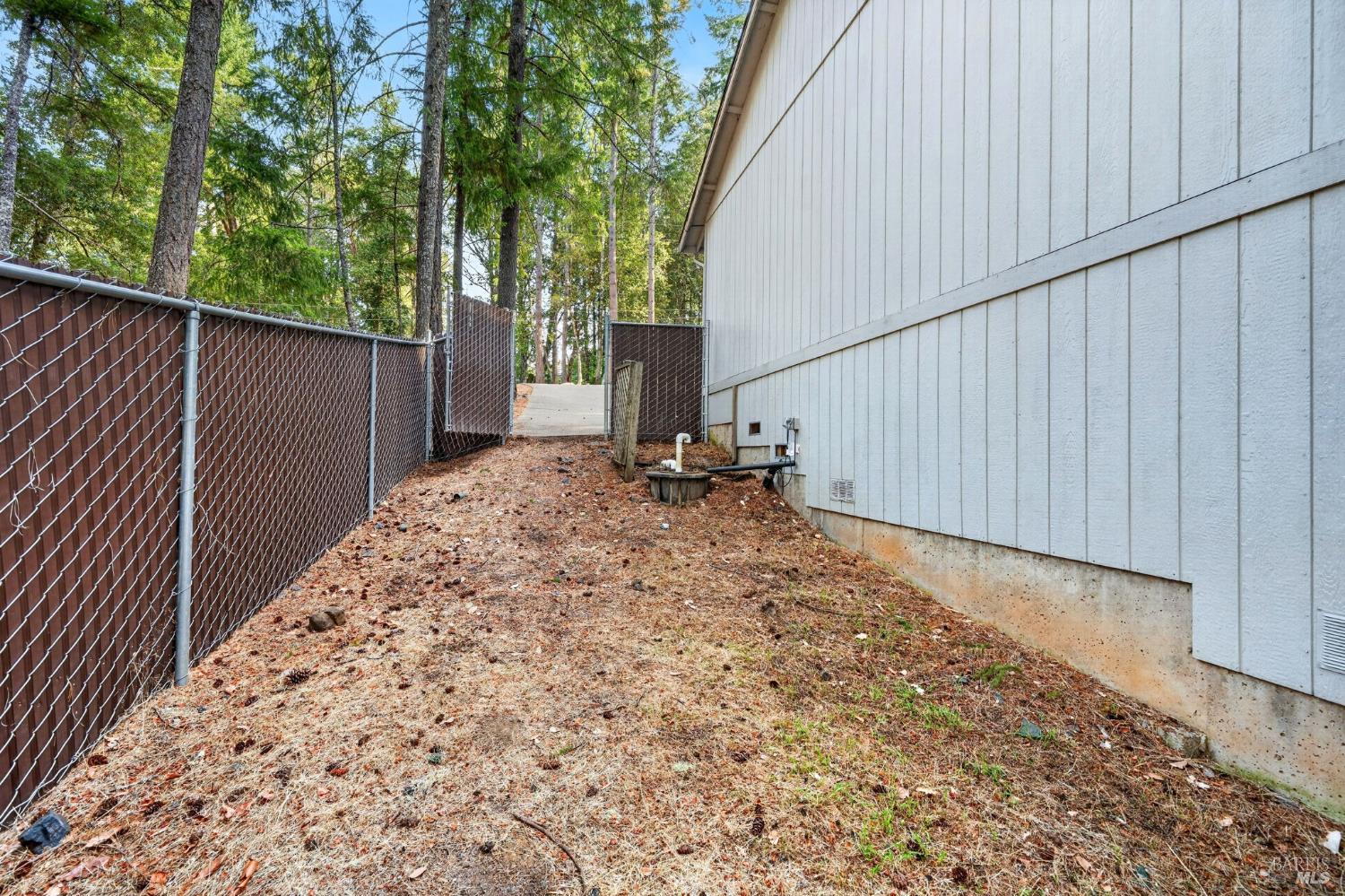 1290 Tuck Road Willits CA 95490