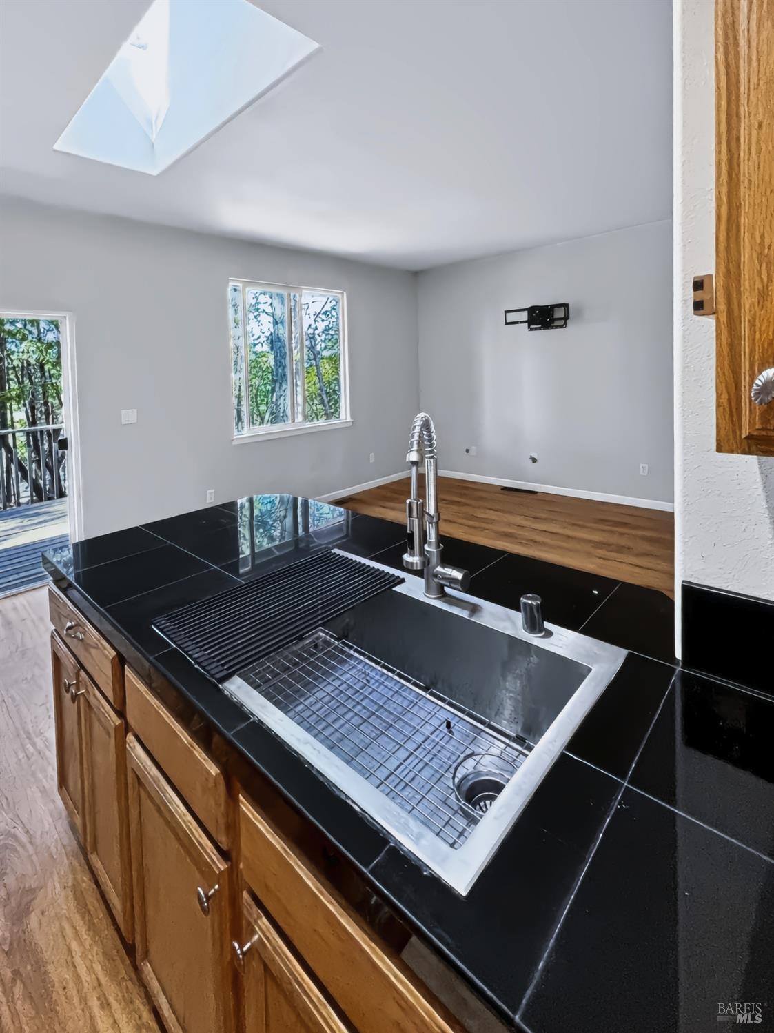 1290 Tuck Road Willits CA 95490