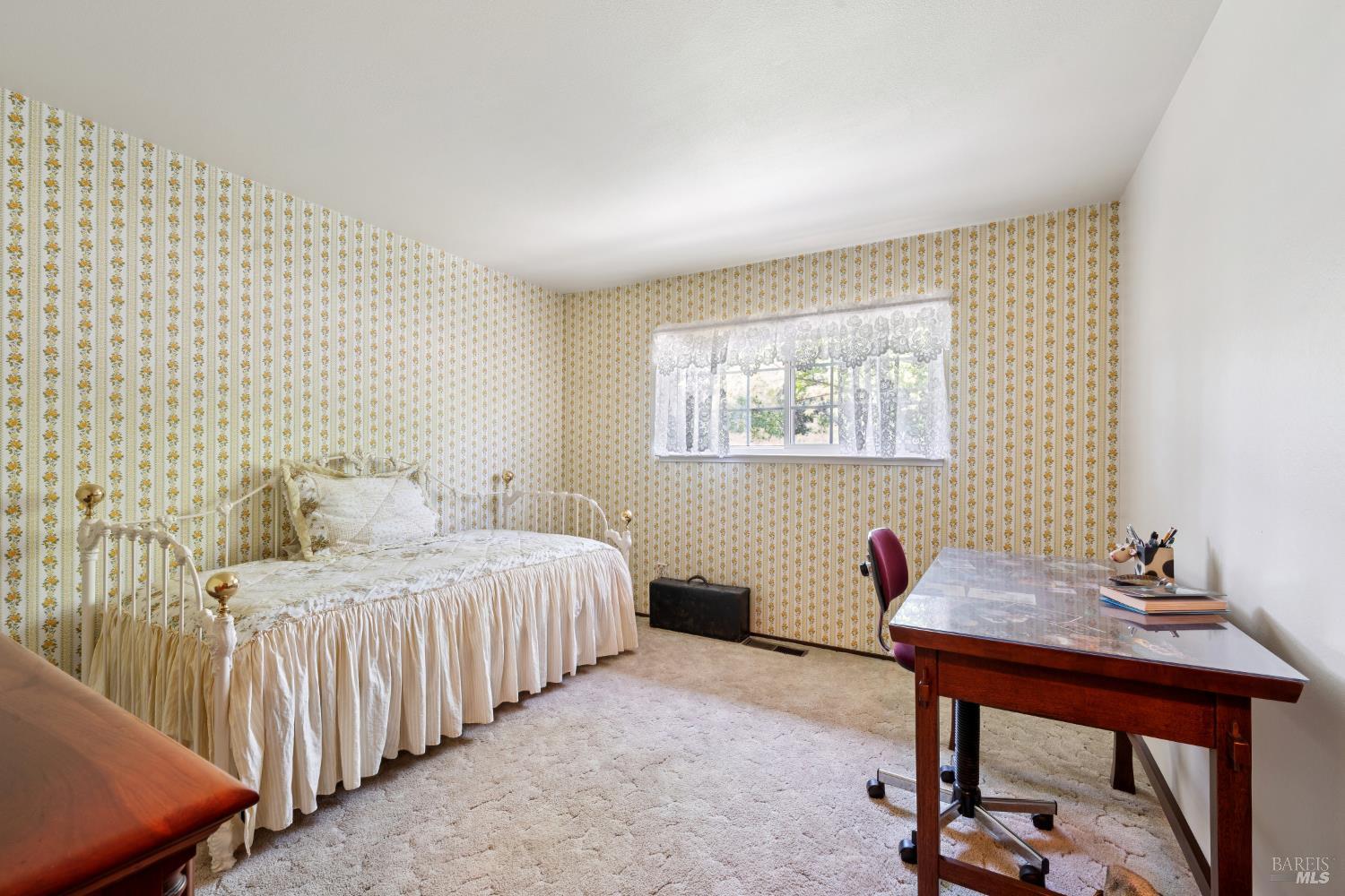 825 Woodside Aka Madrone Road Glen Ellen CA 95442
