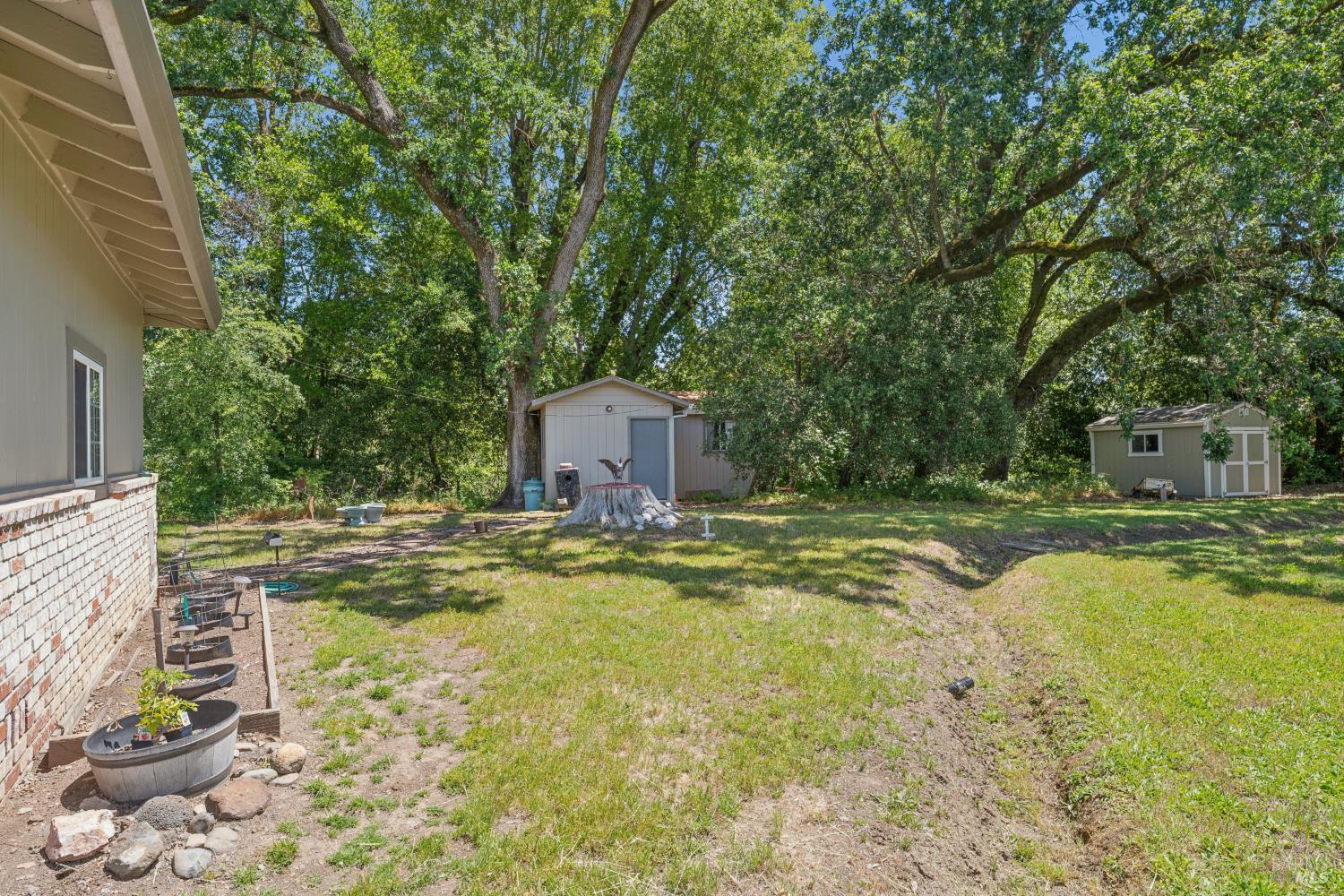 825 Woodside Aka Madrone Road Glen Ellen CA 95442