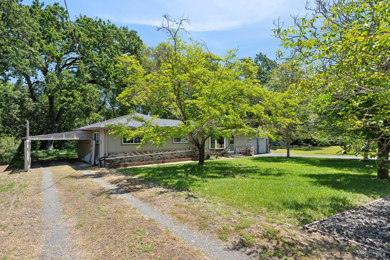 825 Woodside Aka Madrone Road Glen Ellen CA 95442