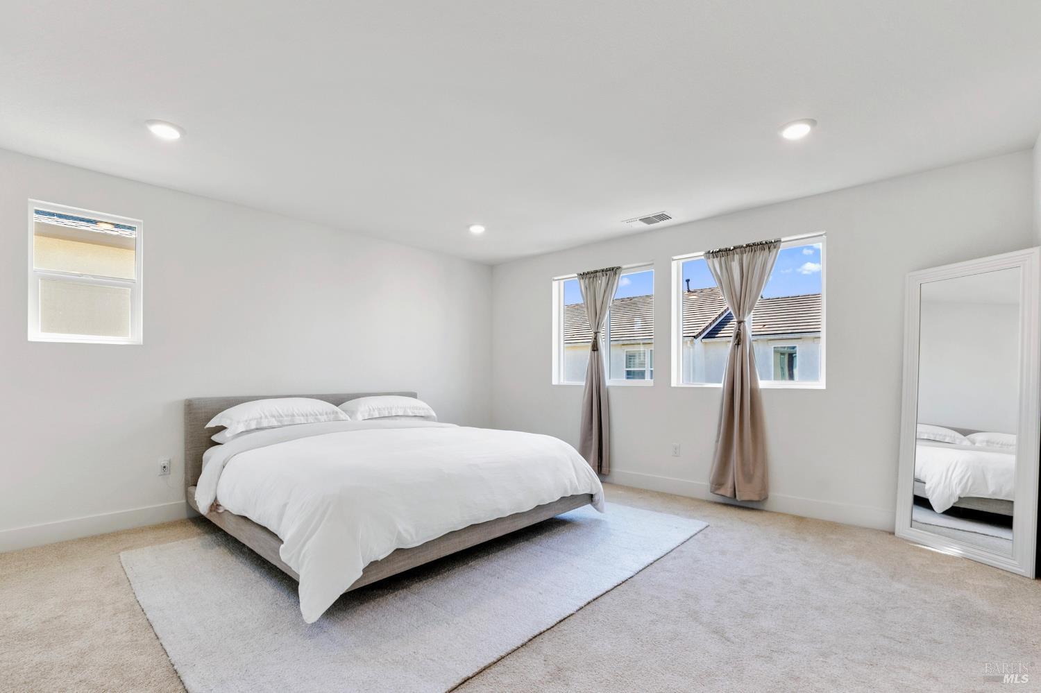 153 Frontier Street American Canyon CA 94503