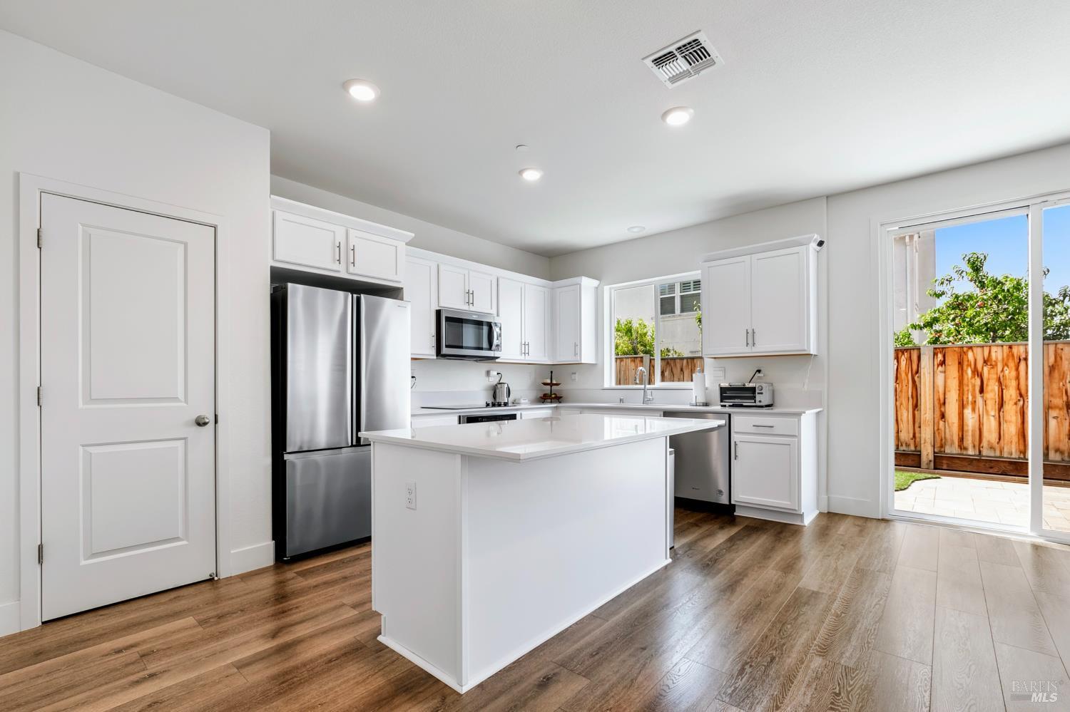153 Frontier Street American Canyon CA 94503