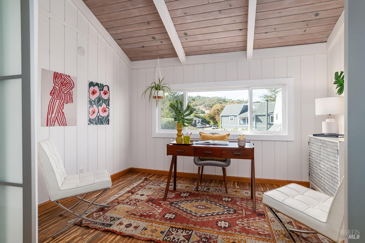 2811 Topaz Drive Novato CA 94945