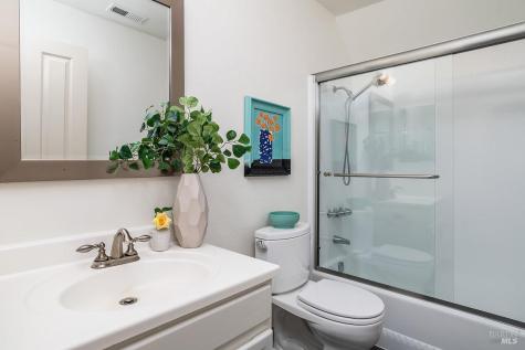 2811 Topaz Drive Novato CA 94945