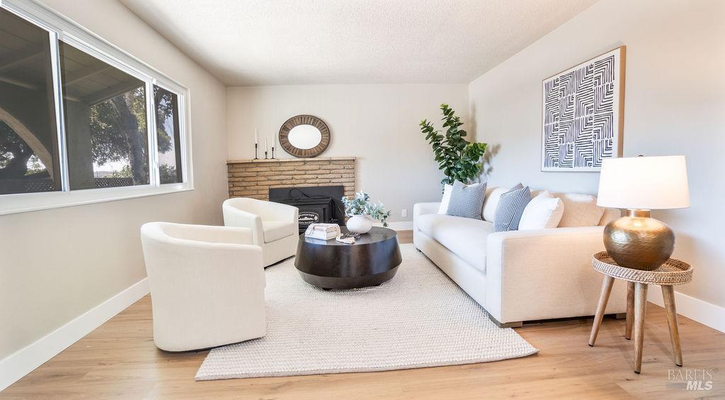 2015 Southwood Drive San Pablo CA 94806