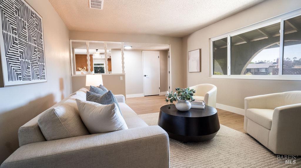 2015 Southwood Drive San Pablo CA 94806